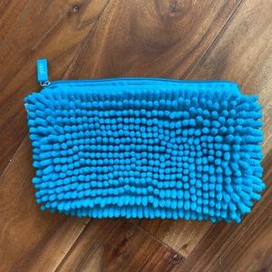 Teal Yoobi Zip Pouch